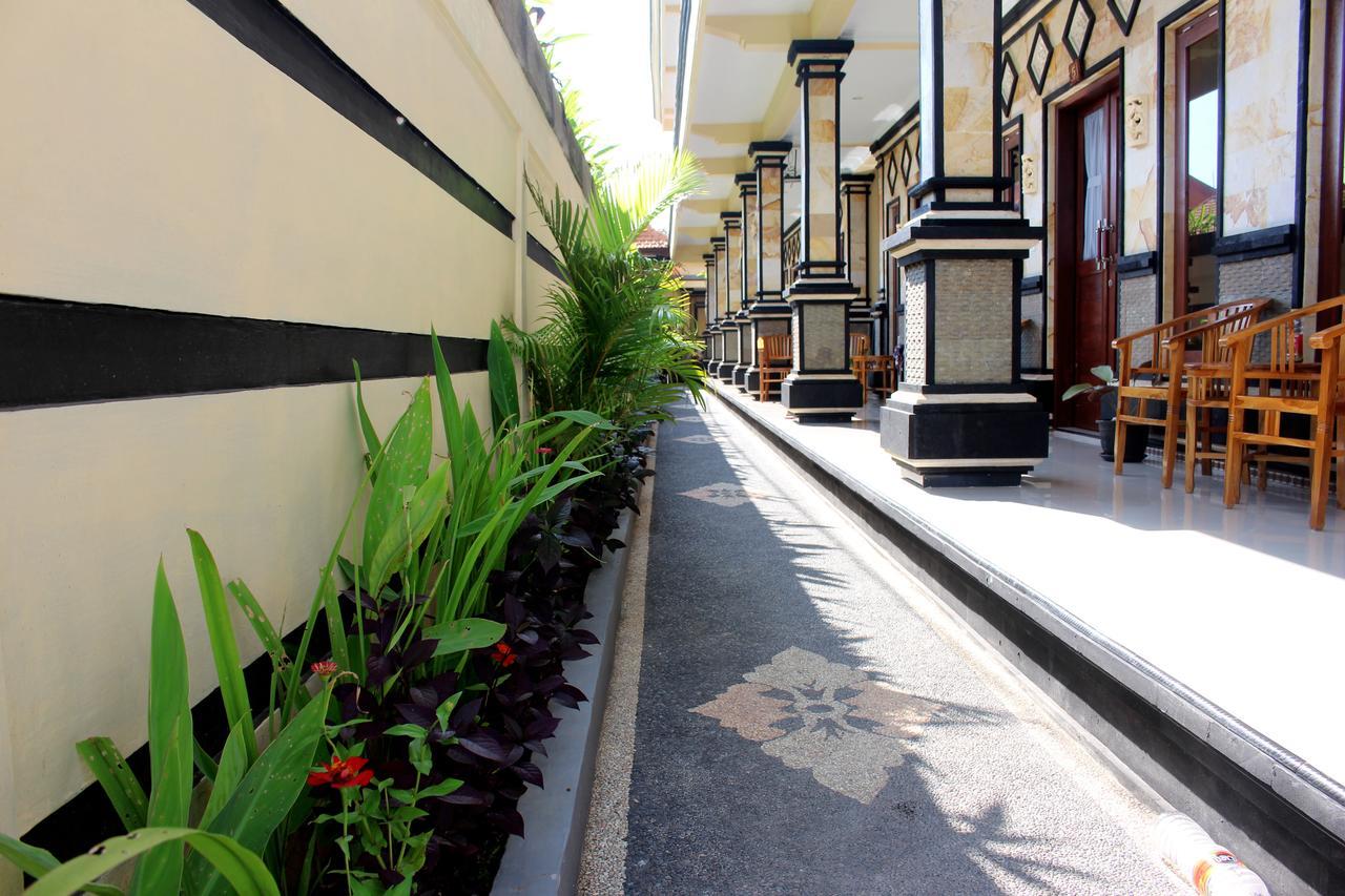 Kusuma Guesthouse ชังกู ภายนอก รูปภาพ