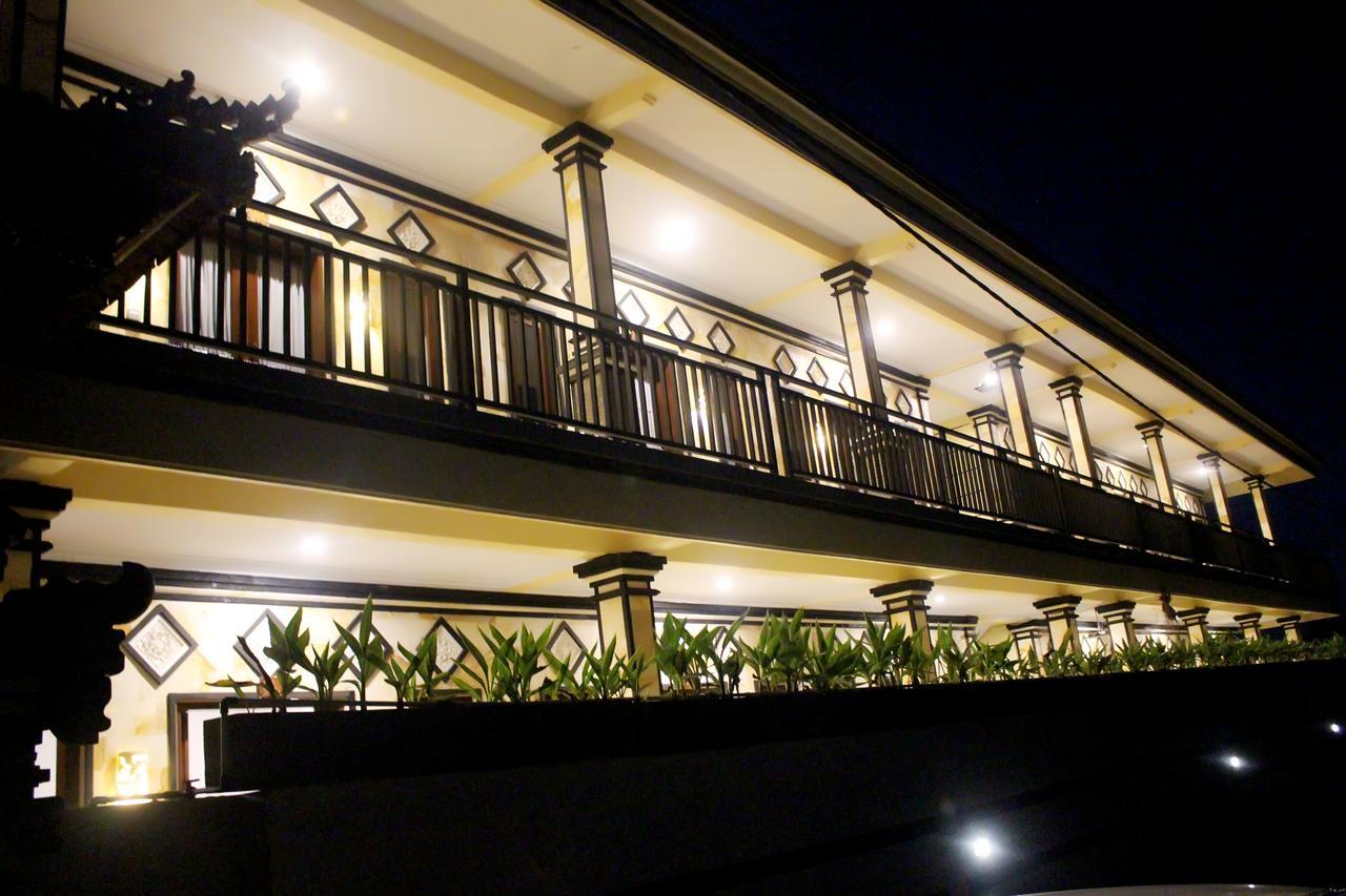 Kusuma Guesthouse ชังกู ภายนอก รูปภาพ
